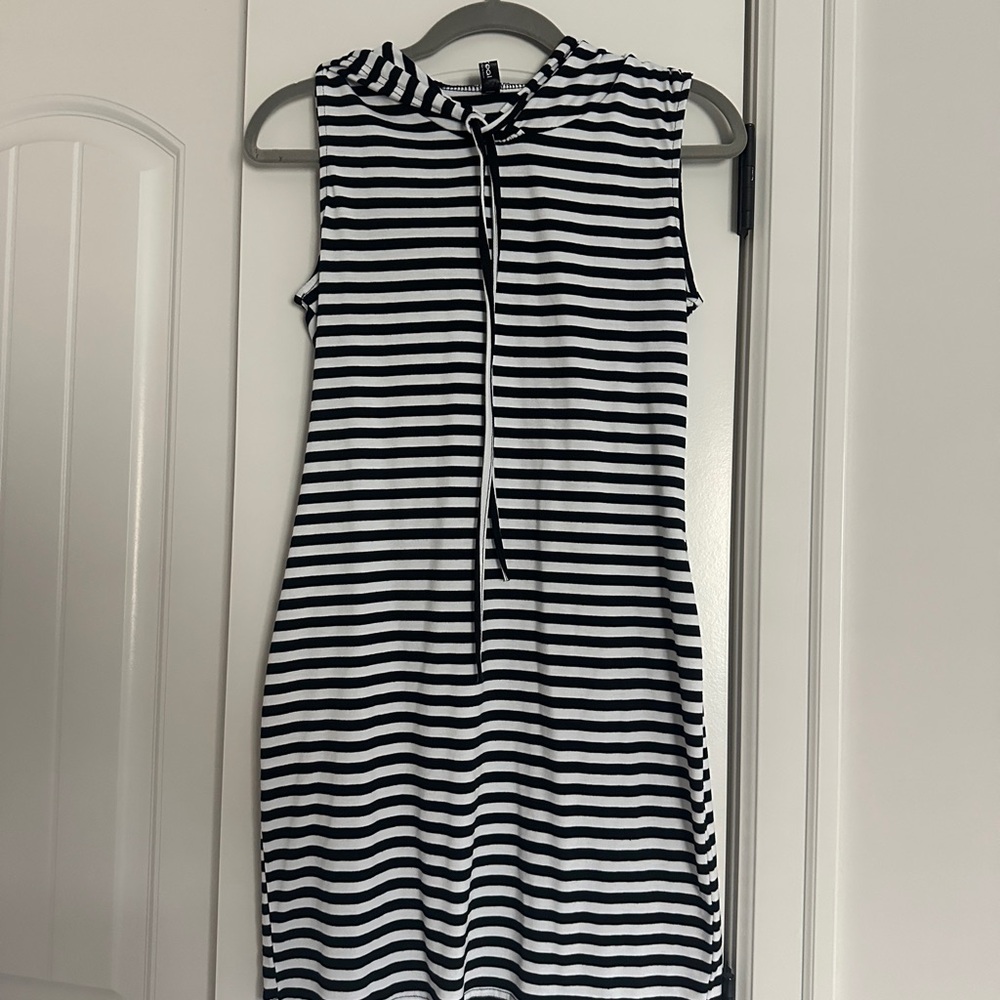Striped Black and White hooded Midi Dress